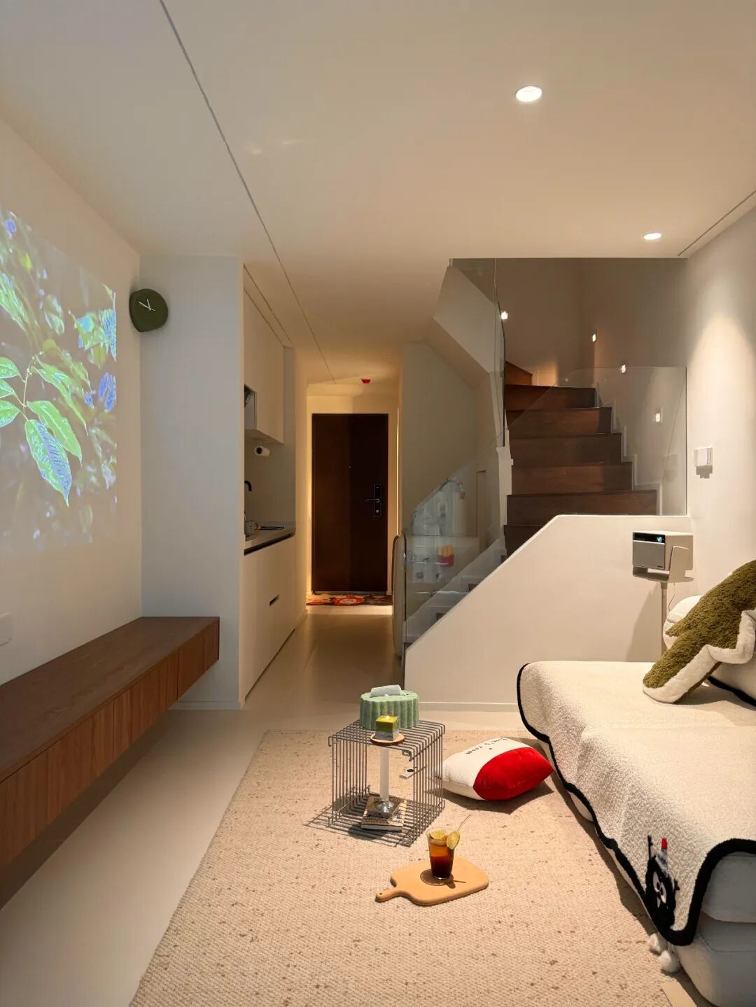 Mua căn hộ gác xép vì tưởng lời: 5 năm sau tôi mới hiểu mình đã nhầm từ đầu- Ảnh 1. Mua căn hộ gác xép vì tưởng lời: 5 năm sau tôi mới hiểu mình đã nhầm từ đầu- Ảnh 1.