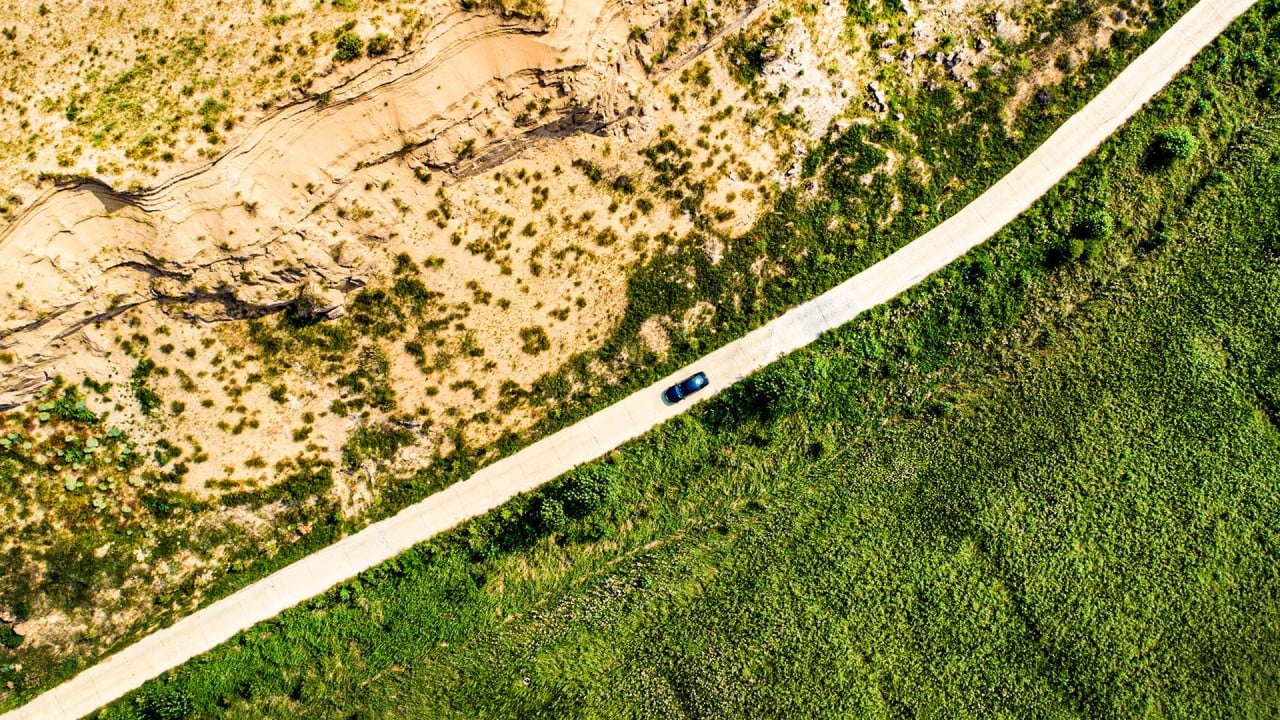 Ph&aacute;t minh chưa từng c&oacute; tr&ecirc;n thế giới của Trung Quốc: Kh&ocirc;ng cần trồng c&acirc;y vẫn phục hồi h&agrave;ng ngh&igrave;n hecta sa mạc, hiệu quả cao nhưng chi ph&iacute; thấp- Ảnh 2.