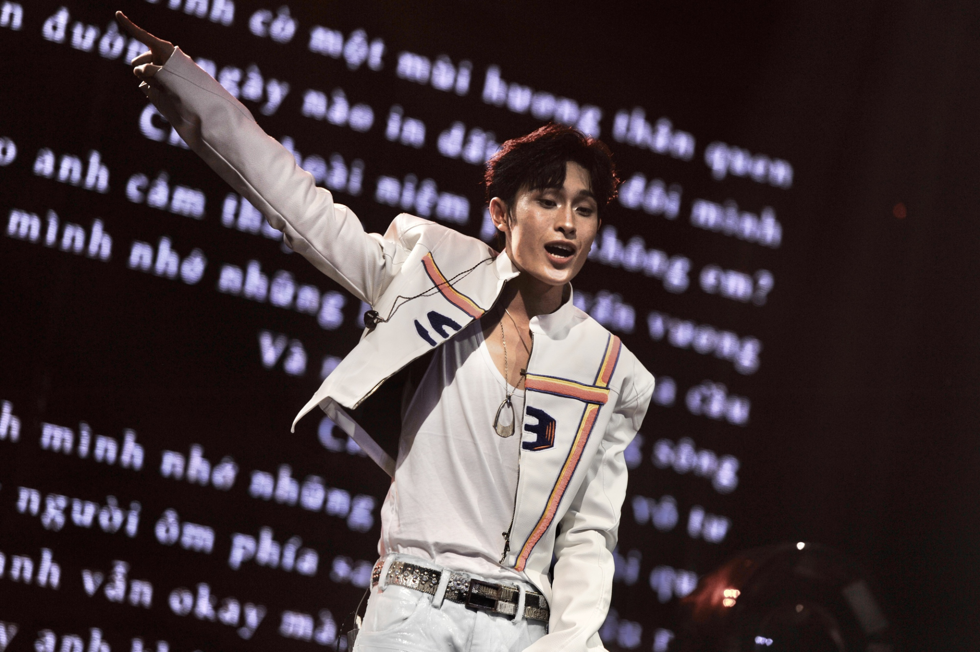 Nam ca sĩ Vbiz &ldquo;nổ&rdquo; album đầu ti&ecirc;n của năm 2026: Chưa đủ hay để kh&aacute;n giả &ldquo;nghe nhạc kh&ocirc;ng nghe đời tư&rdquo;- Ảnh 5.