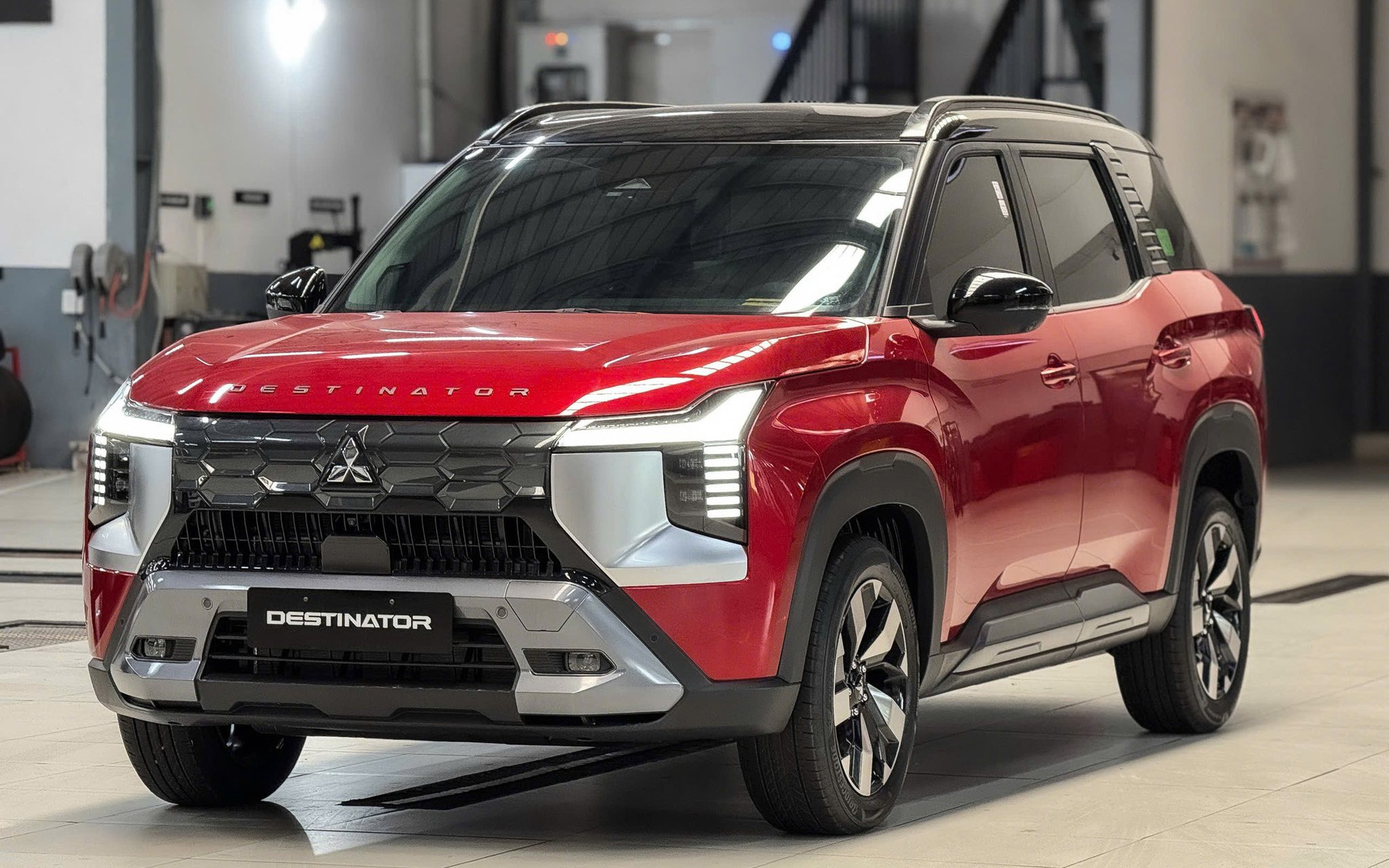 Th&ecirc;m k&egrave;o mua Mitsubishi Destinator gi&aacute; mềm chơi Tết: Thực tế c&ograve;n từ 745 triệu đồng, vẫn rẻ hơn Territory- Ảnh 2.