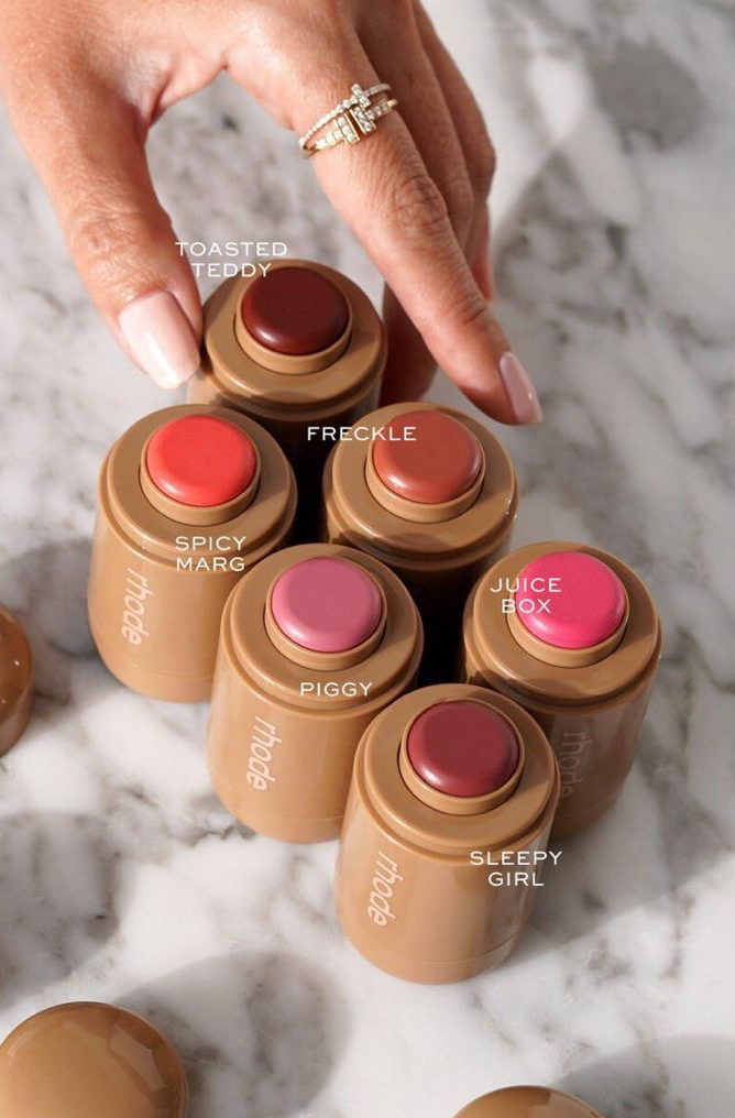 7 hũ m&aacute; hồng kem được nhắc kh&ocirc;ng ngừng trong năm 2025: "Xinh iu" từ vỏ đến hiệu ứng l&ecirc;n da- Ảnh 3.