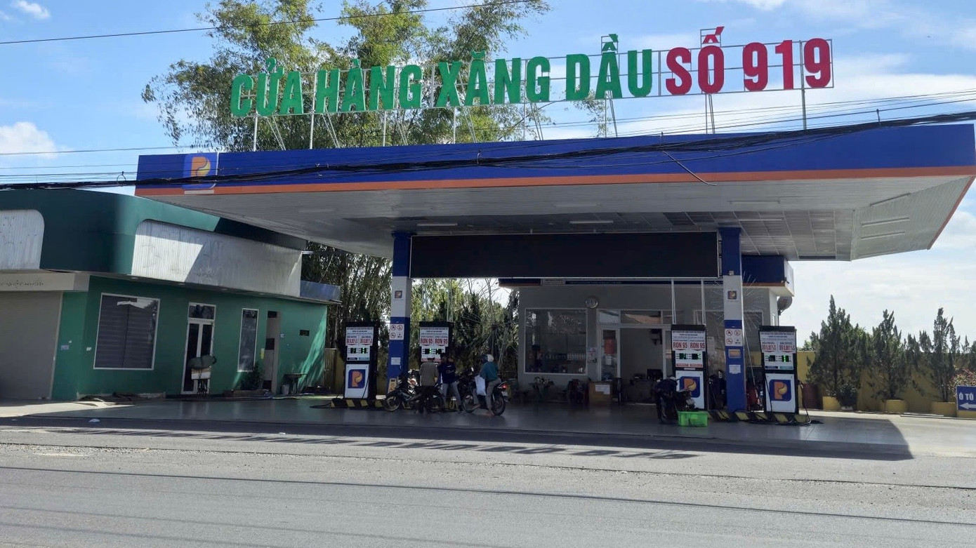 Bất b&igrave;nh một c&acirc;y xăng 'kh&ocirc;ng nhận chuyển khoản đối với xe m&aacute;y'- Ảnh 2.