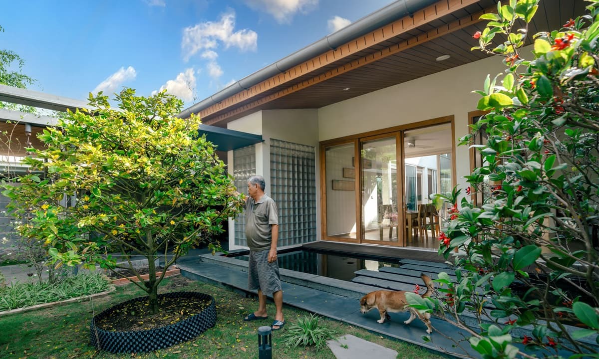 &Ocirc;ng b&agrave; n&oacute;i: 