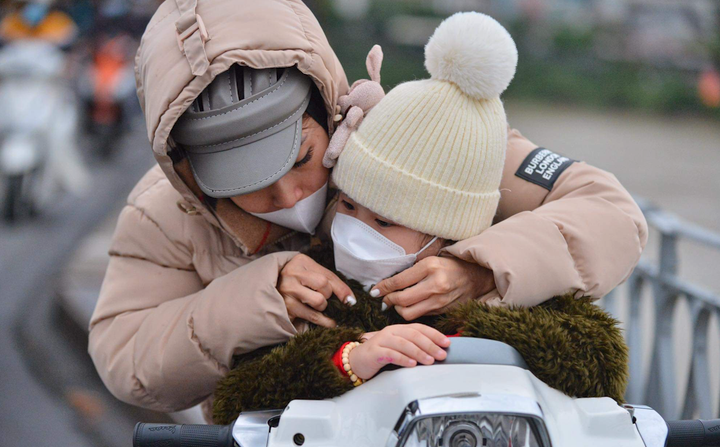 R&eacute;t bao nhi&ecirc;u độ C, học sinh c&aacute;c cấp được nghỉ học?- Ảnh 1.