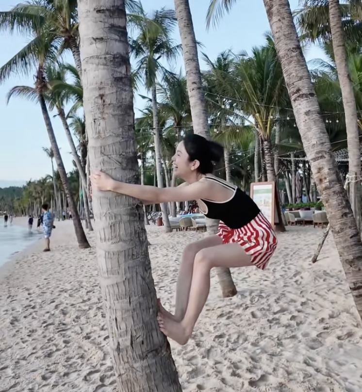 Tối ng&agrave;y bị đồn mang bầu, Chu Thanh Huyền - vợ Quang Hải tiết lộ lu&ocirc;n kế hoạch sinh con thứ 2- Ảnh 3.