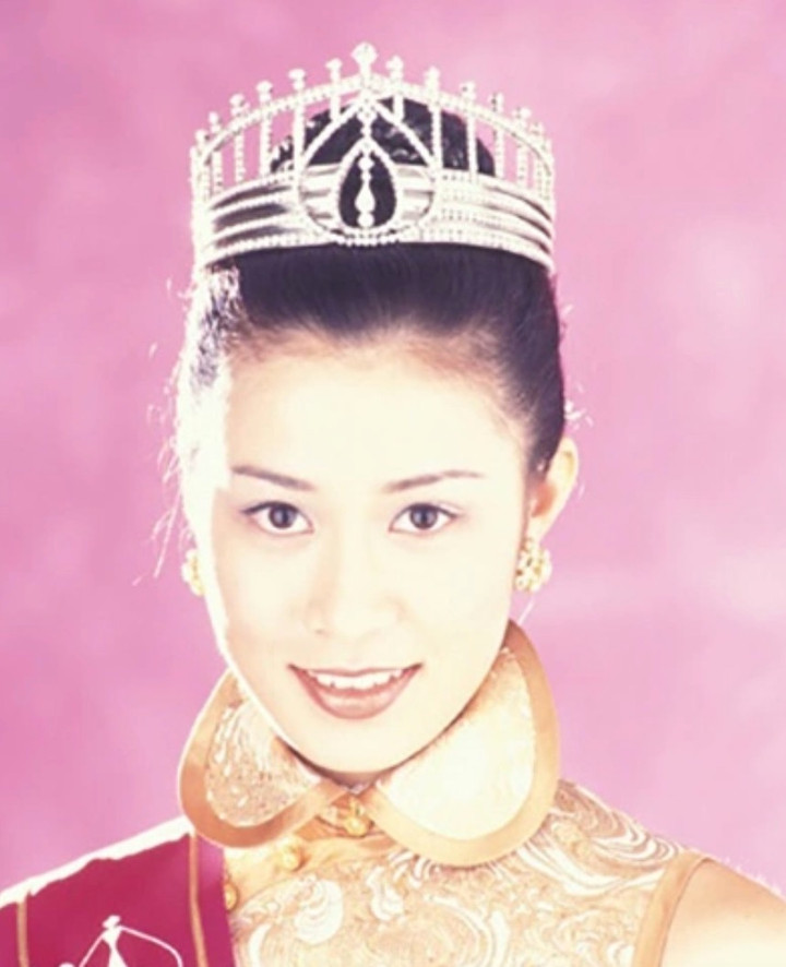 Minh tinh 51 tuổi lập kỷ lục ở đ&agrave;i TVB khi 4 lần gi&agrave;nh giải Thị hậu l&agrave; ai?- Ảnh 2.