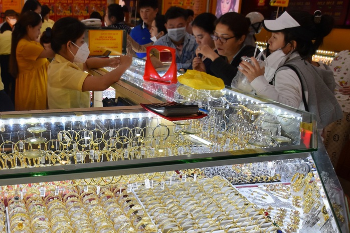 Giá vàng hôm nay 6-1: Tiếp tục tăng mạnh- Ảnh 1. Giá vàng hôm nay 6-1: Tiếp tục tăng mạnh- Ảnh 1.