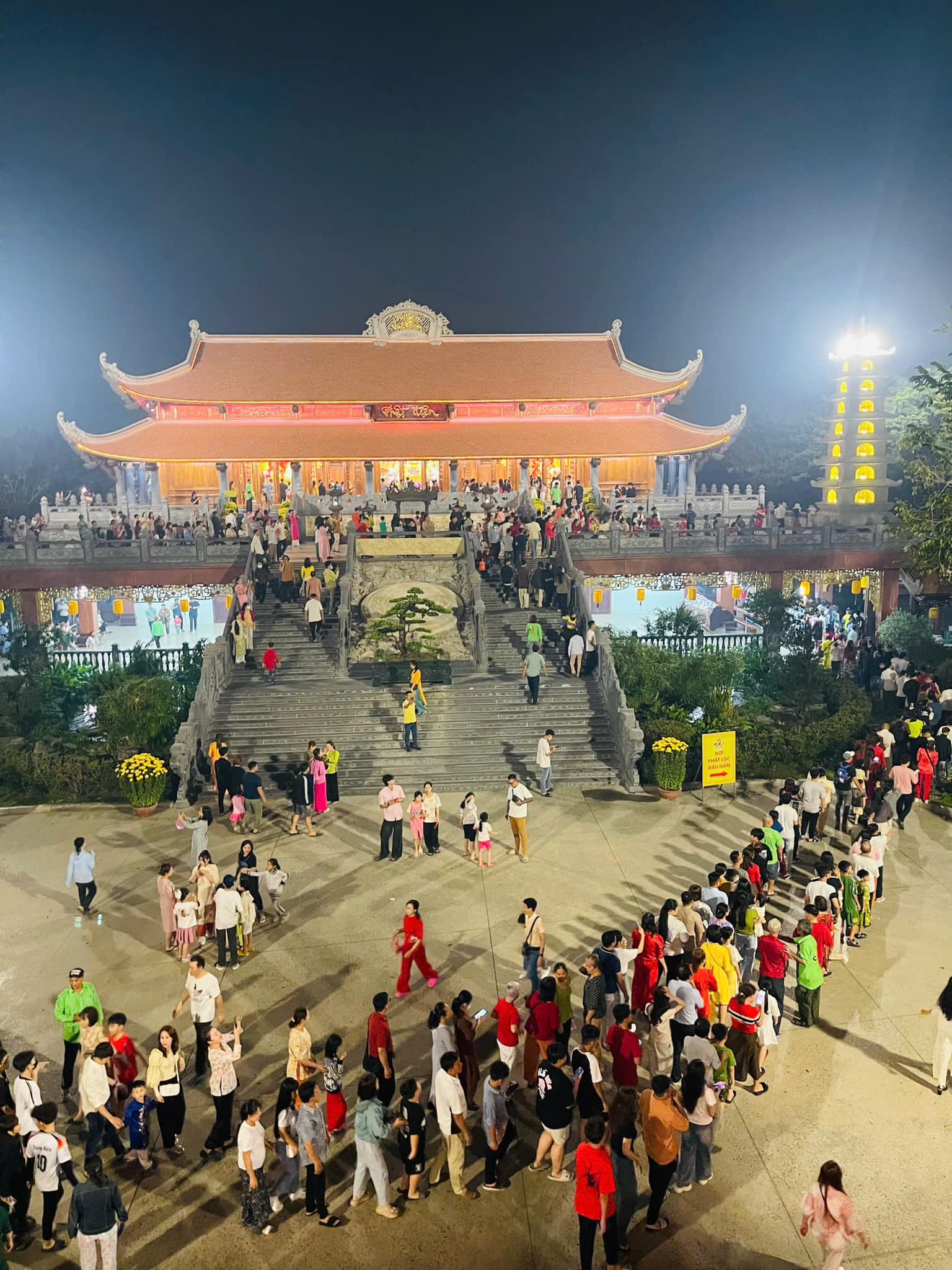 10 địa điểm chụp ảnh Tết miễn ph&iacute; đang g&acirc;y b&atilde;o tại TP.HCM, vừa cổ k&iacute;nh lại đẹp tựa phim trường- Ảnh 6.