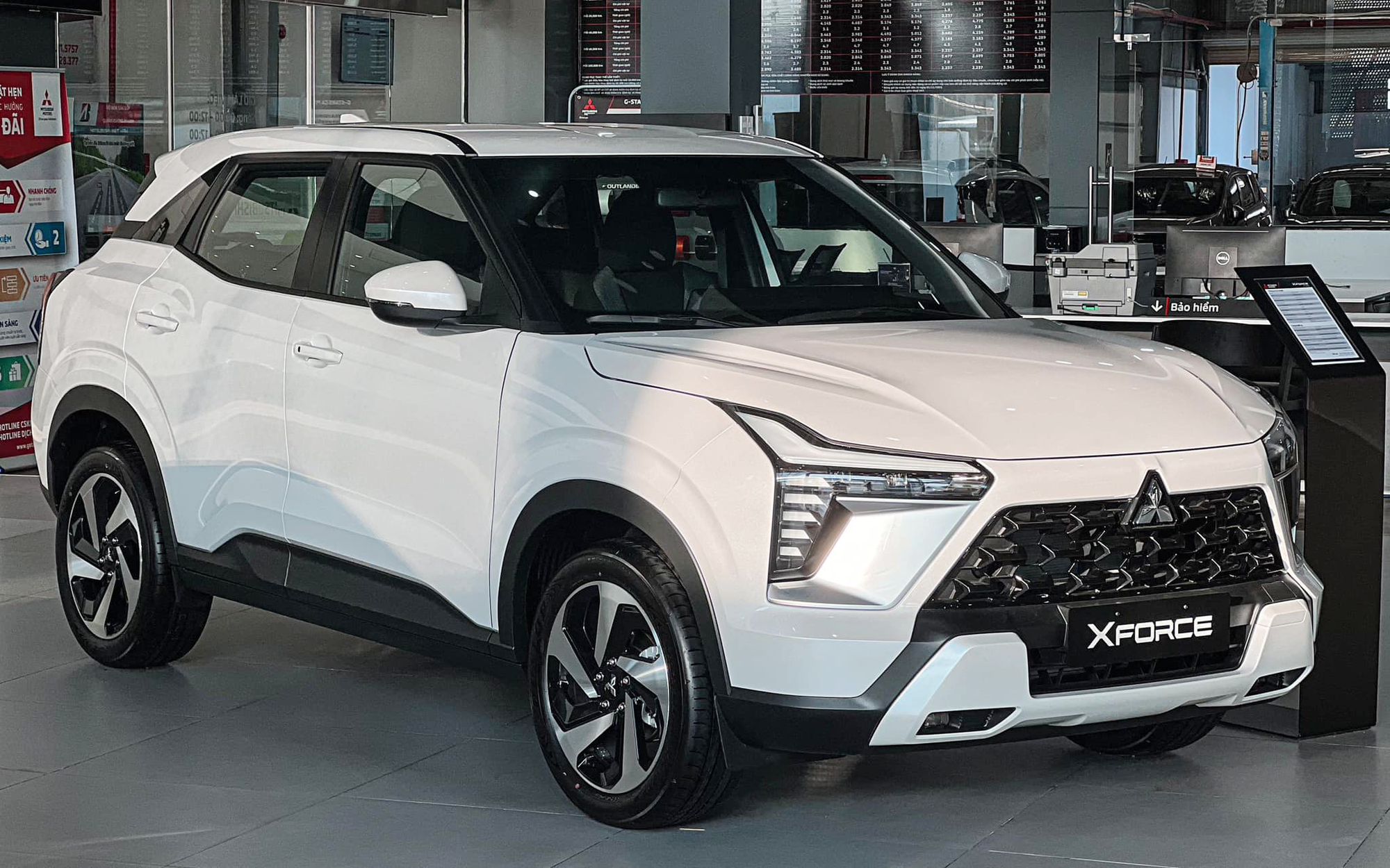 Th&ecirc;m k&egrave;o mua Mitsubishi Destinator gi&aacute; mềm chơi Tết: Thực tế c&ograve;n từ 745 triệu đồng, vẫn rẻ hơn Territory- Ảnh 4.