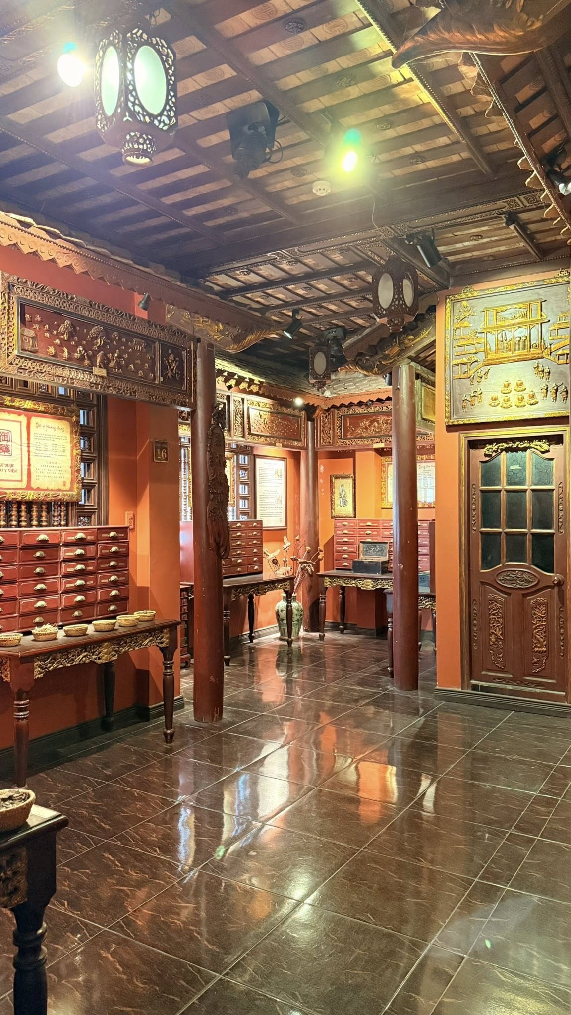 10 địa điểm chụp ảnh Tết miễn ph&iacute; đang g&acirc;y b&atilde;o tại TP.HCM, vừa cổ k&iacute;nh lại đẹp tựa phim trường- Ảnh 16.