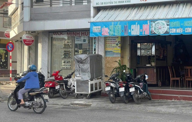 Phạt chủ xe b&aacute;nh m&igrave; li&ecirc;n quan vụ 97 người ngộ độc ở L&acirc;m Đồng- Ảnh 1.