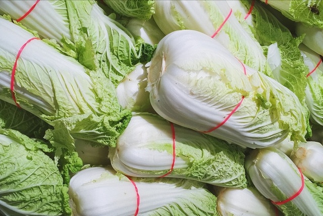 Kh&ocirc;ng bồi bổ sức khỏe ng&agrave;y đ&ocirc;ng lạnh gi&aacute;, bạn sẽ  chịu khổ v&agrave;o m&ugrave;a xu&acirc;n: Người trung ni&ecirc;n n&ecirc;n ăn nhiều hơn 4 m&oacute;n để t&iacute;ch lũy năng lượng- Ảnh 1.