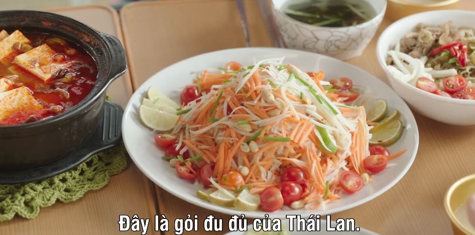 Lần đầu món ăn Việt xuất hiện trong phim Hàn mà nhìn dở ơi là dở, càng soi càng phẫn nộ vì quá sai trái- Ảnh 4. Lần đầu món ăn Việt xuất hiện trong phim Hàn mà nhìn dở ơi là dở, càng soi càng phẫn nộ vì quá sai trái- Ảnh 4.