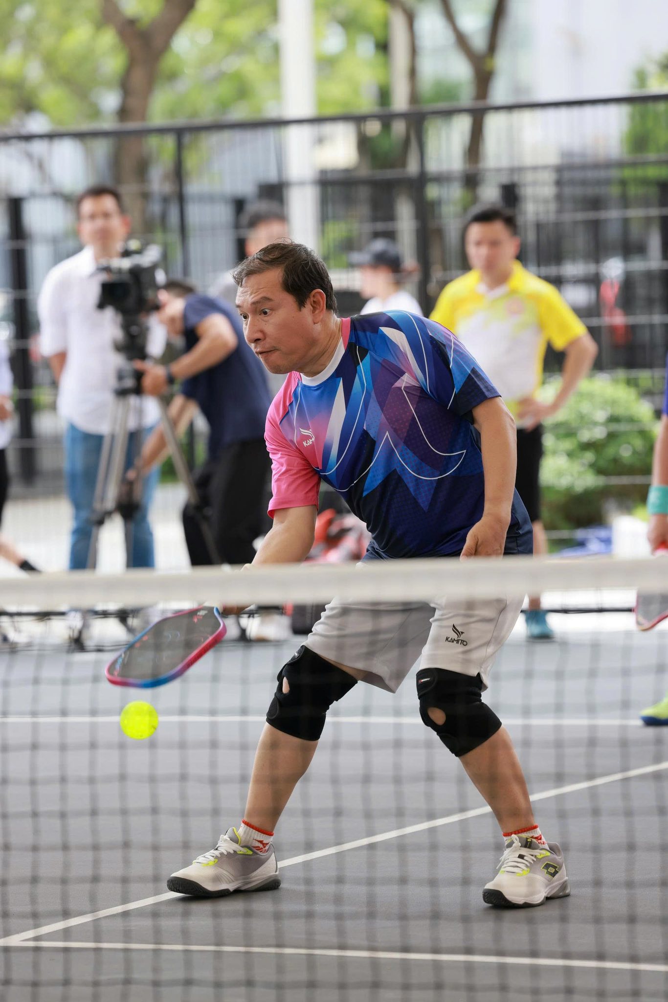 Dàn nghệ sĩ Táo Quân mê tít pickleball, một gương mặt còn giành luôn chức vô địch- Ảnh 4. Dàn nghệ sĩ Táo Quân mê tít pickleball, một gương mặt còn giành luôn chức vô địch- Ảnh 4.