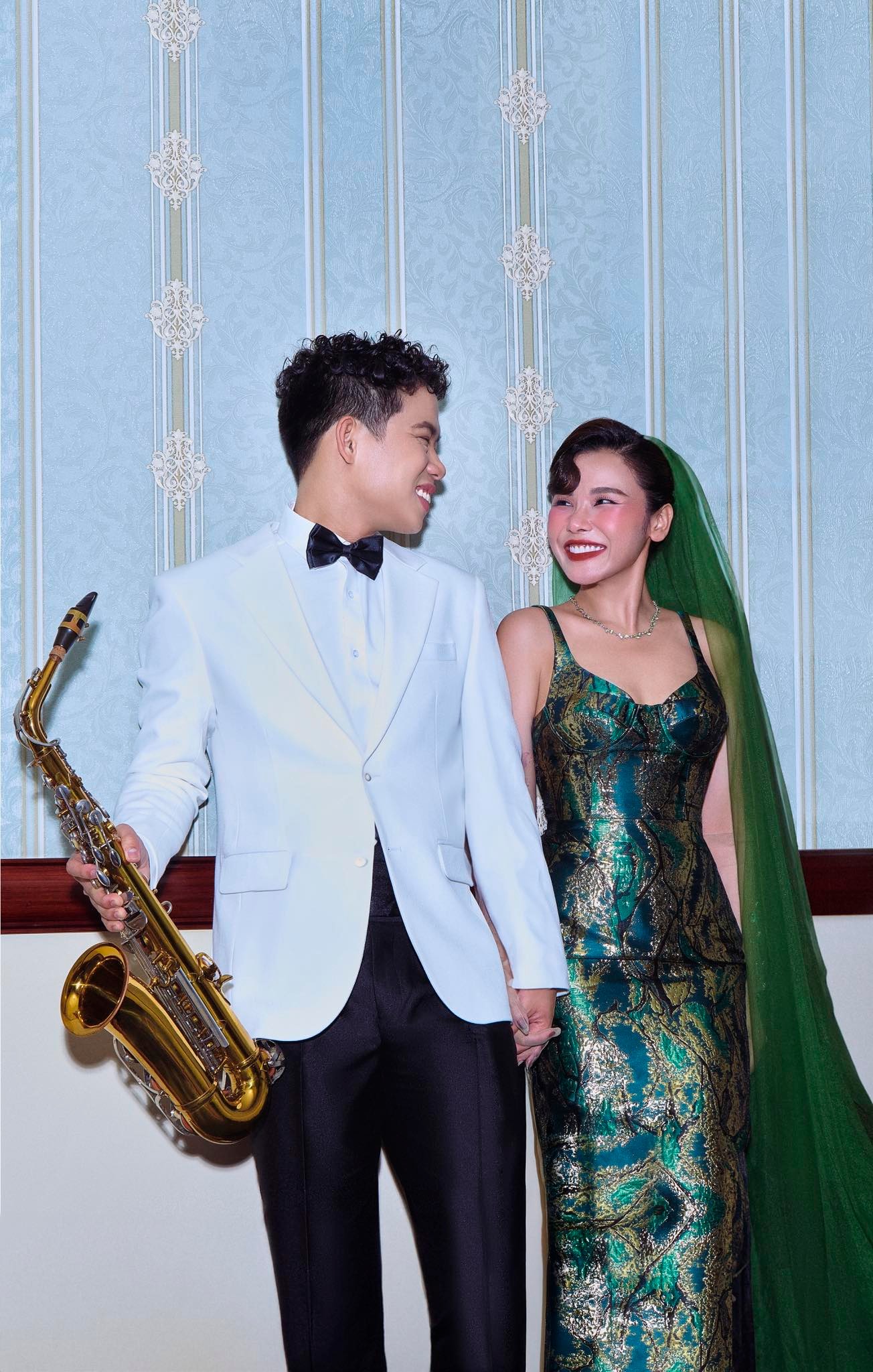 Mỹ nh&acirc;n Việt vừa b&iacute; mật l&ecirc;n xe hoa tung lu&ocirc;n ảnh cưới, danh t&iacute;nh ch&uacute; rể được h&eacute; lộ- Ảnh 4.