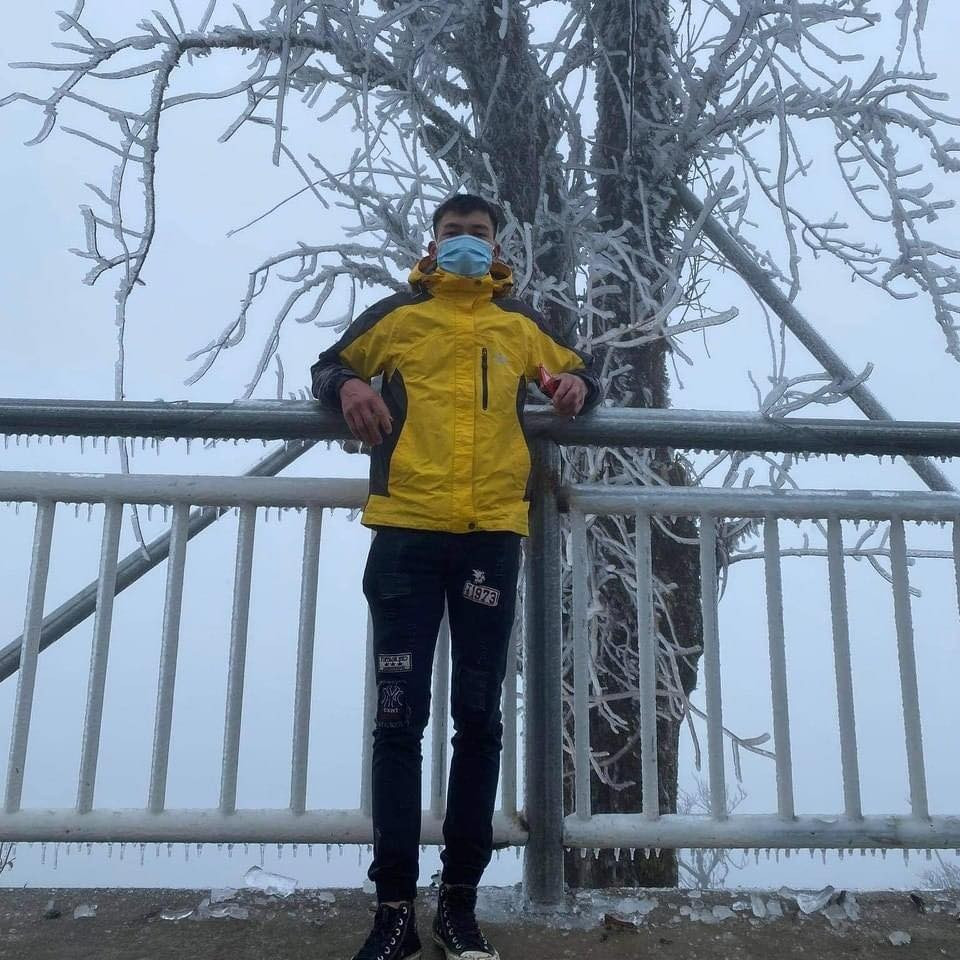 Ngo&agrave;i Fansipan, Mẫu Sơn, nơi n&agrave;y cũng c&oacute; băng gi&aacute; d&agrave;y đặc: Độ cao gần 2000m, c&aacute;ch H&agrave; Nội hơn 200km- Ảnh 10.