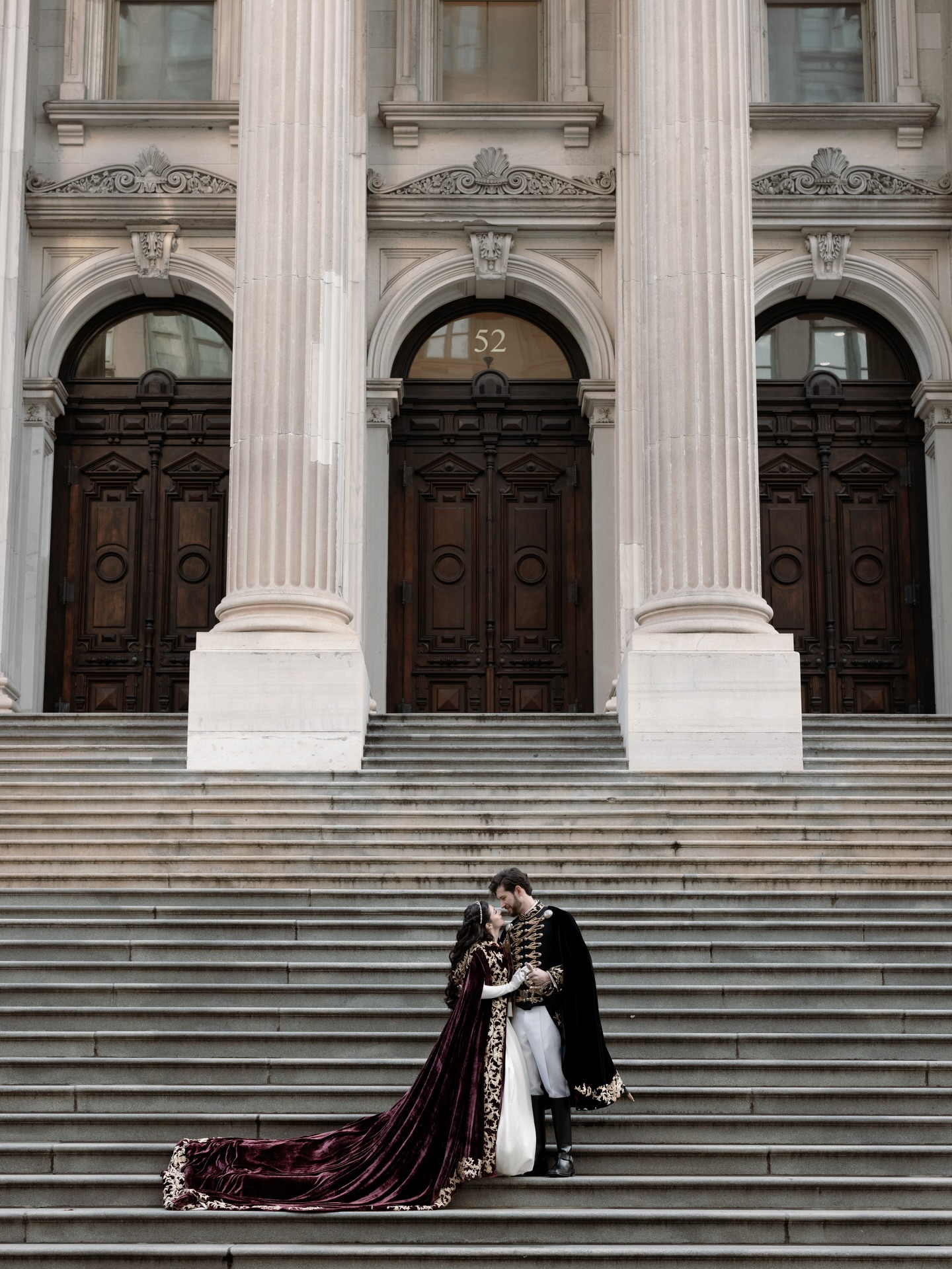 Nữ thần &acirc;m nhạc LMHT Worlds l&ecirc;n xe hoa c&ugrave;ng sếp lớn T1, ảnh cưới g&acirc;y b&atilde;o MXH v&igrave; visual đẹp xuất sắc!- Ảnh 11.