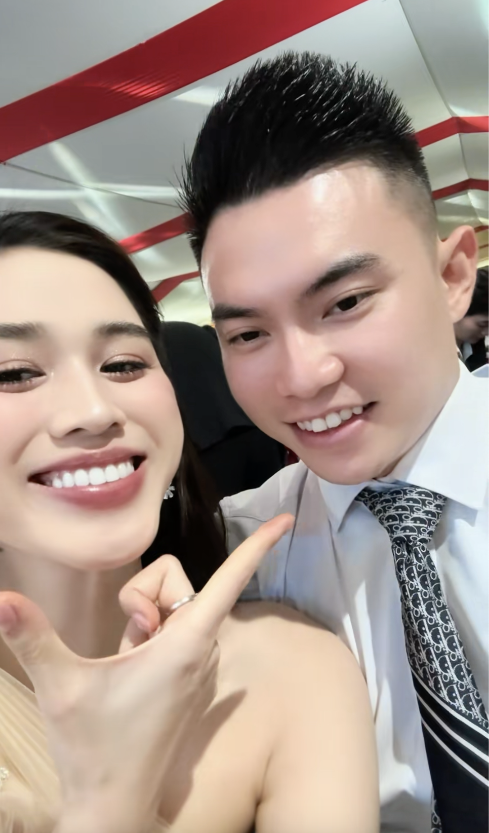 Đỗ Thị Hà sao lạ thế này?- Ảnh 4. Đỗ Thị Hà sao lạ thế này?- Ảnh 4.