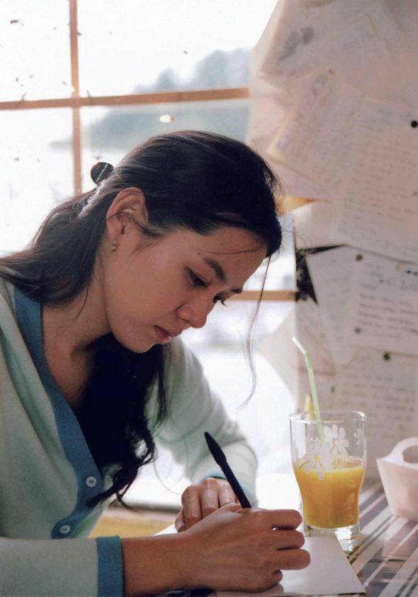 Con d&acirc;u "cắt tiền điện" của bố mẹ chồng v&igrave; thấy &ocirc;ng b&agrave; suốt ng&agrave;y mở ti vi- Ảnh 3.