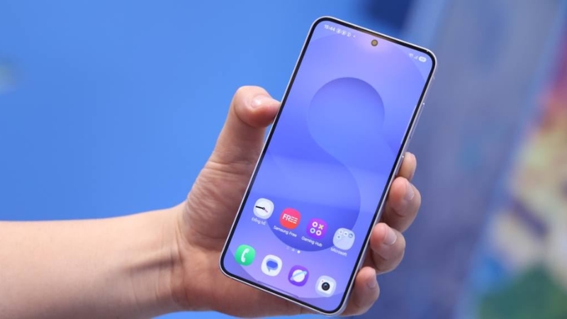 R&ugrave;ng m&igrave;nh nghe kẻ lừa đảo đọc vanh v&aacute;ch số dư, biết cả m&atilde; OTP: Lỗ hổng chết người đến từ đ&acirc;u?- Ảnh 2.