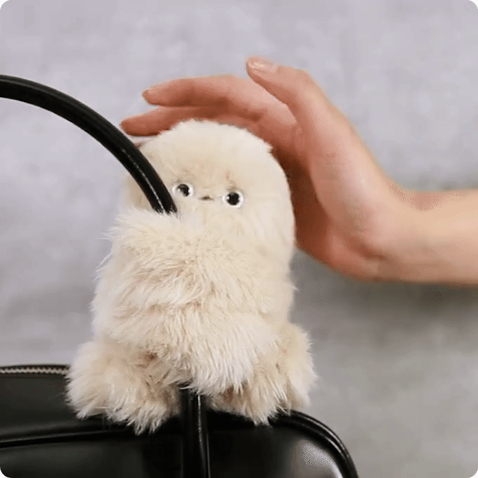 2026, Labubu c&oacute; thể thất thế trước Mirumi: Bag charm đ&atilde; 