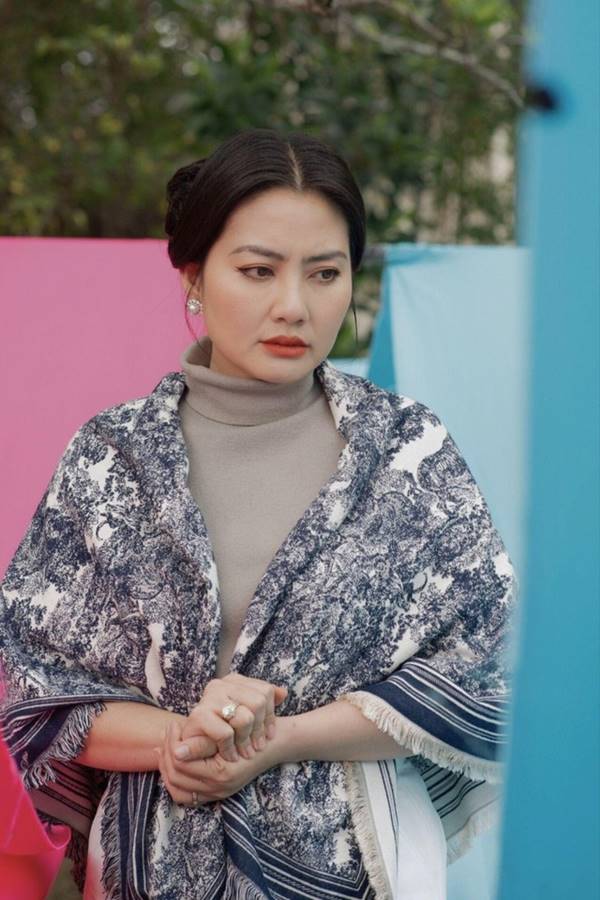 Nhan sắc kh&oacute; tin của kiều nữ Vbiz 35 tuổi viết di ch&uacute;c, 39 tuổi giải nghệ- Ảnh 6.