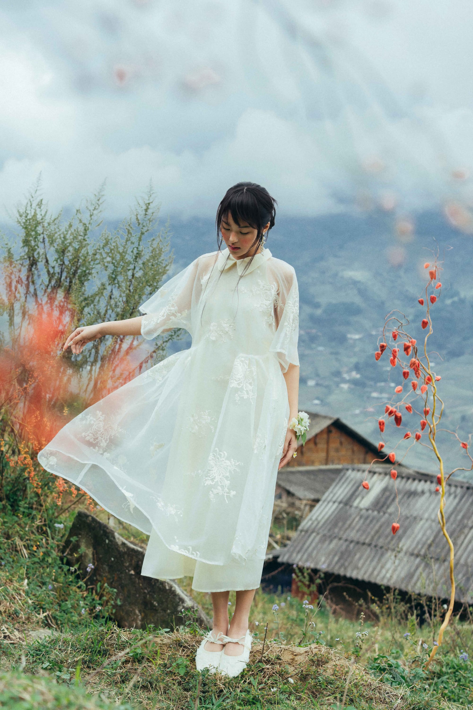 Bỏ tiền cho 5 brand áo dài này không luyến tiếc: Diện lên sang cả con người, 10 điểm không có nhưng!- Ảnh 5. Bỏ tiền cho 5 brand áo dài này không luyến tiếc: Diện lên sang cả con người, 10 điểm không có nhưng!- Ảnh 5.