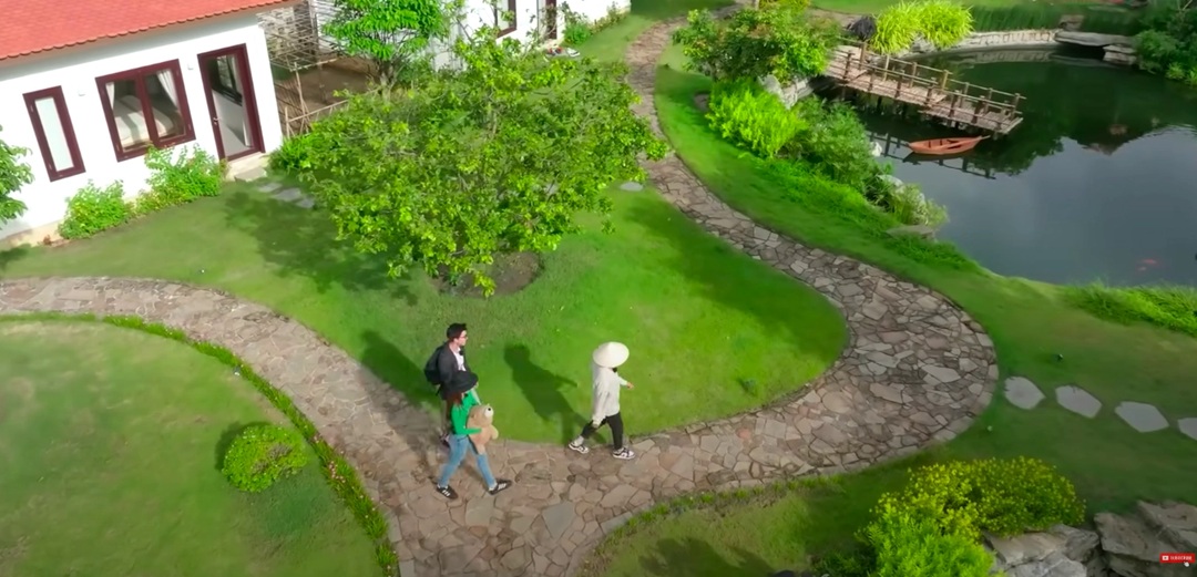 Diễn vi&ecirc;n lấy chồng nổi tiếng nhất nh&igrave; Việt Nam: Ở nh&agrave; vườn 70 tỷ, chồng cho đứng t&ecirc;n h&agrave;ng loạt biệt thự- Ảnh 6.