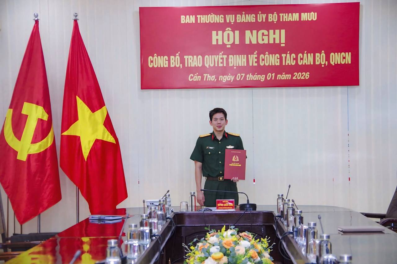 Quang Thuấn tiếp bước chị g&aacute;i &Aacute;nh Vi&ecirc;n, được thăng qu&acirc;n h&agrave;m sau th&agrave;nh t&iacute;ch rực rỡ năm 2025- Ảnh 1.