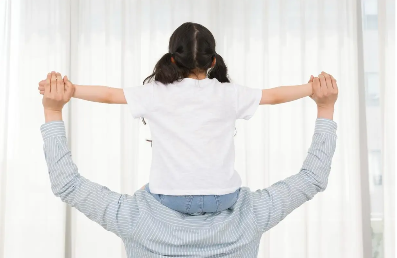 Theo dõi 17.000 gia đình: Người chăm sóc này giúp trẻ thông minh hơn, IQ cao hơn, nhưng đó không phải là mẹ- Ảnh 3. Theo dõi 17.000 gia đình: Người chăm sóc này giúp trẻ thông minh hơn, IQ cao hơn, nhưng đó không phải là mẹ- Ảnh 3.