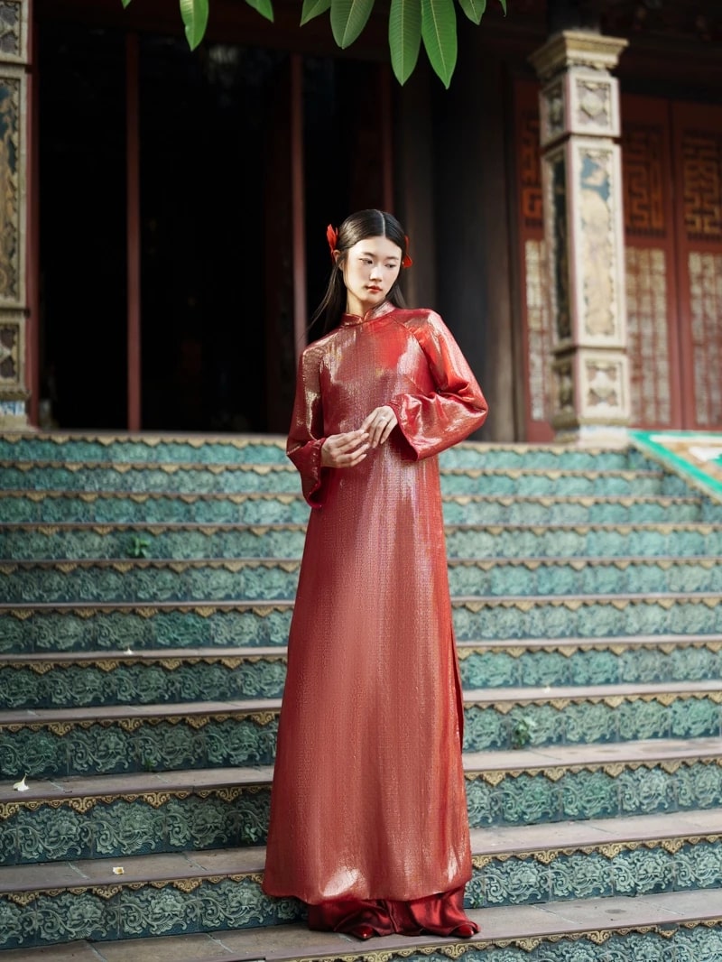 Bỏ tiền cho 5 brand áo dài này không luyến tiếc: Diện lên sang cả con người, 10 điểm không có nhưng!- Ảnh 11. Bỏ tiền cho 5 brand áo dài này không luyến tiếc: Diện lên sang cả con người, 10 điểm không có nhưng!- Ảnh 11.