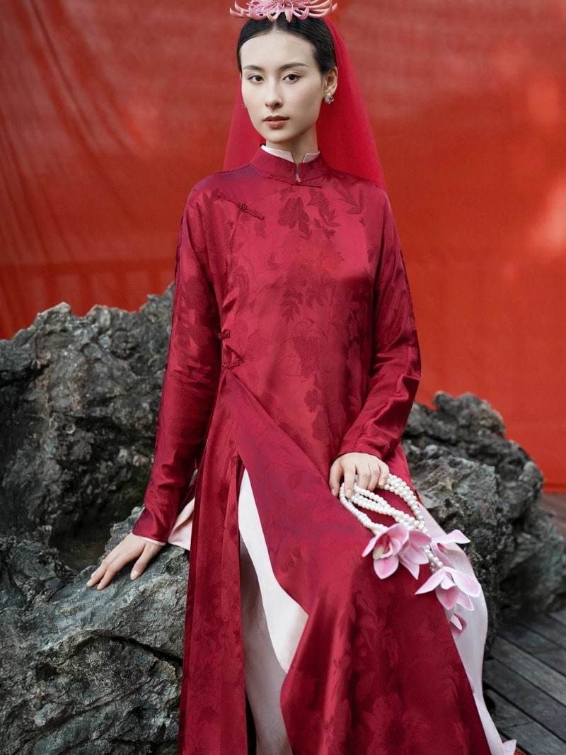 Bỏ tiền cho 5 brand áo dài này không luyến tiếc: Diện lên sang cả con người, 10 điểm không có nhưng!- Ảnh 9. Bỏ tiền cho 5 brand áo dài này không luyến tiếc: Diện lên sang cả con người, 10 điểm không có nhưng!- Ảnh 9.