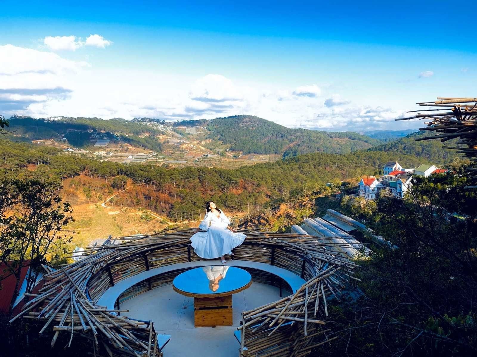 1 th&agrave;nh phố đang được t&igrave;m kiếm nhiều nhất m&ugrave;a Tết năm nay: Sắp c&oacute; lễ hội mai anh đ&agrave;o k&eacute;o d&agrave;i tới 10 ng&agrave;y- Ảnh 1.