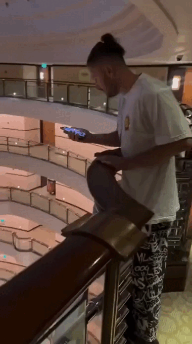 Cảnh tượng ở Trung Quốc khiến tỷ người thấy Cảnh tượng ở Trung Quốc khiến tỷ người thấy