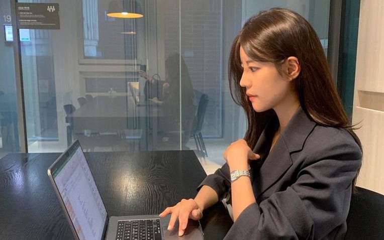 Sau 30 tuổi, nghỉ việc kh&ocirc;ng c&ograve;n l&agrave; &ldquo;d&aacute;m hay kh&ocirc;ng&rdquo;, m&agrave; l&agrave; &ldquo;chịu nổi bao l&acirc;u&rdquo;- Ảnh 1.