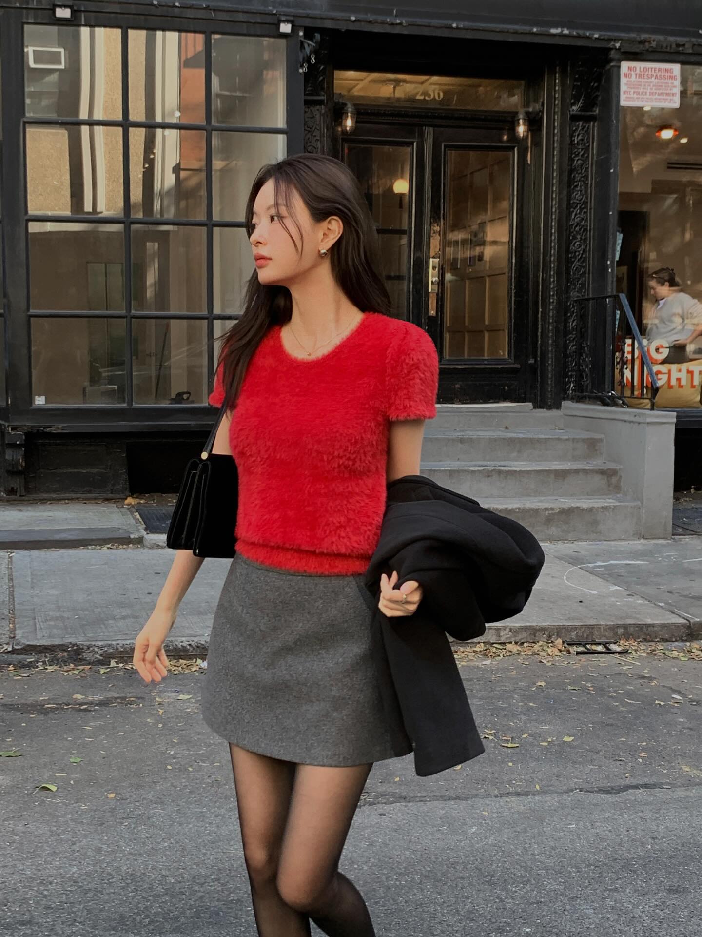 Giữa v&ocirc; v&agrave;n m&oacute;n thời trang, đ&acirc;y l&agrave; 5 item đ&aacute;ng sắm nhất để diện Tết- Ảnh 6.