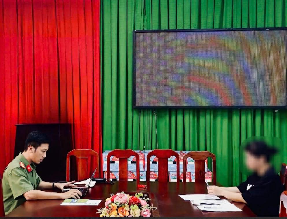 C&ocirc;ng an TP.HCM vạch trần kẻ tung tin giả "MC Quyền Linh bị bắt"- Ảnh 1.