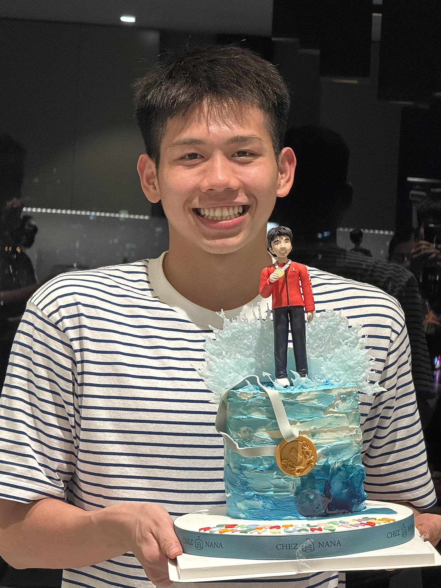 Viral loạt ảnh đời thường của Quang Thuấn - nam thần bơi lội thế hệ mới, 19 tuổi được thăng qu&acirc;n h&agrave;m g&acirc;y sốt MXH- Ảnh 17.