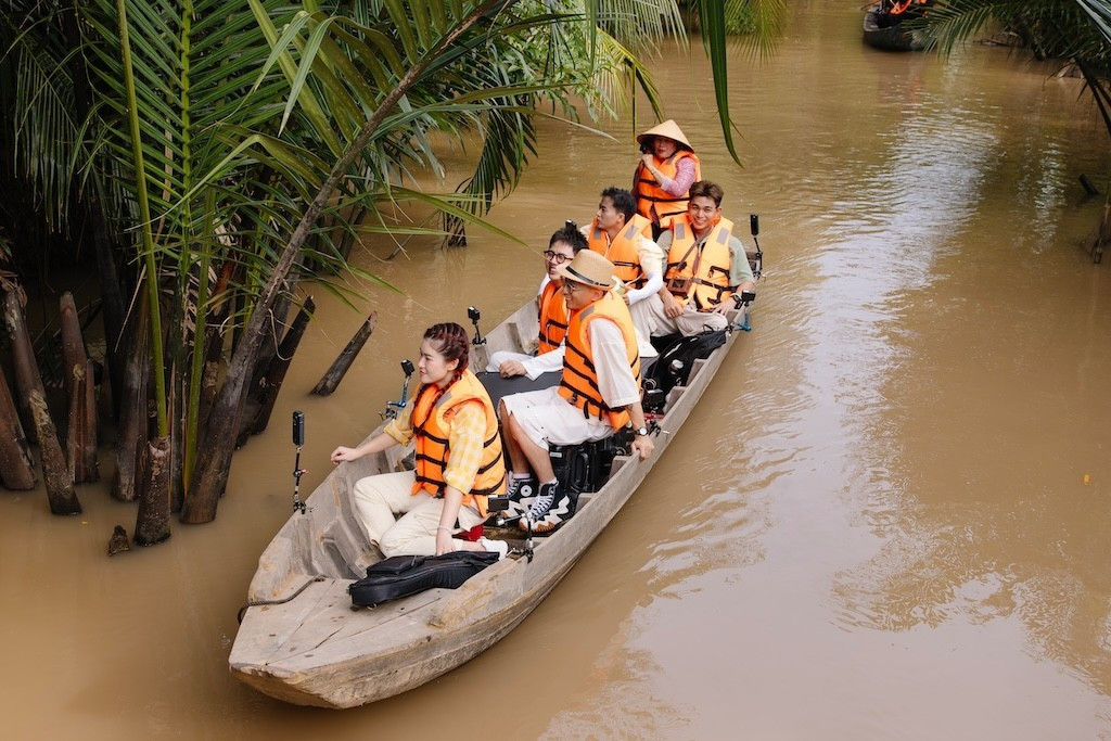 &ldquo;Ng&ocirc;n ngữ miền T&acirc;y&rdquo; premium g&acirc;y sốt: C&ugrave;ng ở Việt Nam m&agrave; nghe xong phải đi tra Google liền- Ảnh 1.