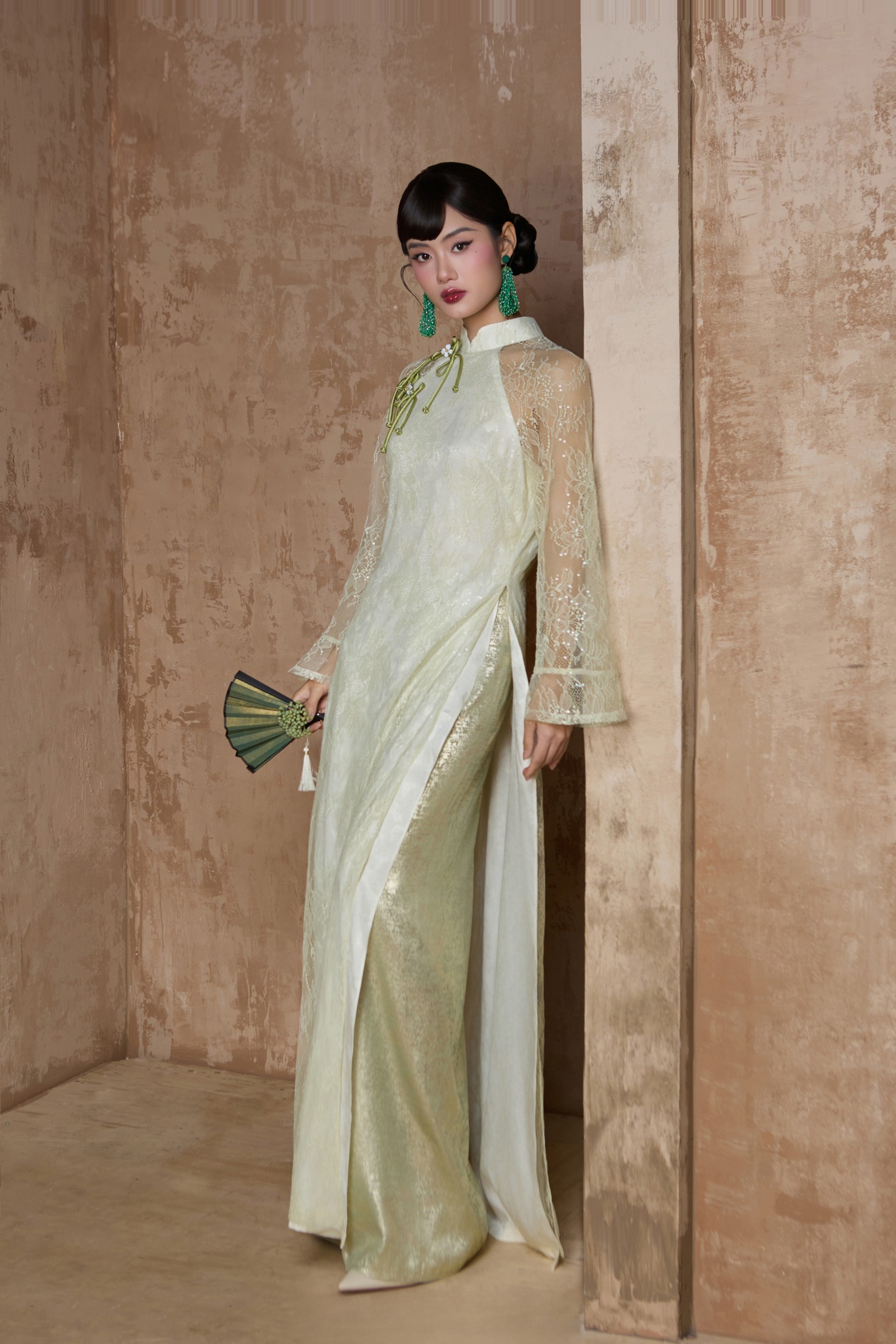 Vì sao áo dài ren được dự đoán là “át chủ bài” mùa Tết 2026?- Ảnh 13. Vì sao áo dài ren được dự đoán là “át chủ bài” mùa Tết 2026?- Ảnh 13.