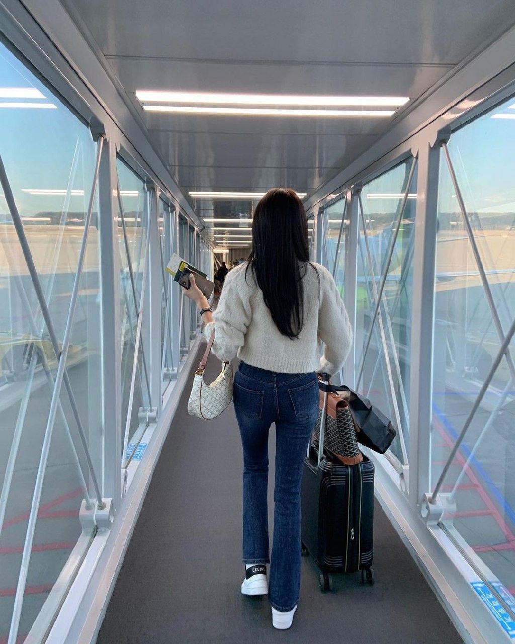 Chốt mua v&eacute; m&aacute;y bay 12 triệu về H&agrave; Nội ăn Tết d&ugrave; lương th&aacute;ng 13 triệu- Ảnh 4.