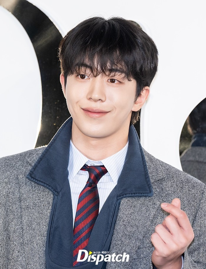 D&agrave;n trai đẹp g&acirc;y n&aacute;o loạn mạng x&atilde; hội- Ảnh 20.