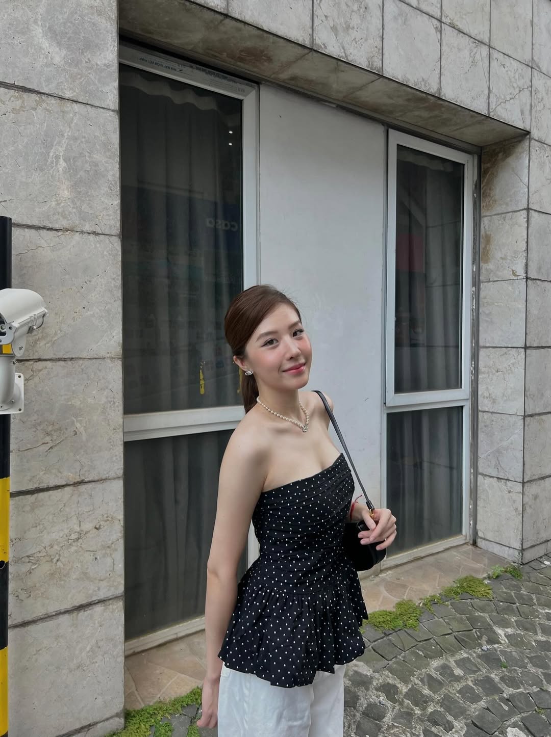 Góc nghiêng suýt nhầm thành Lưu Diệc Phi của vợ Quân AP: Góc nghiêng suýt nhầm thành Lưu Diệc Phi của vợ Quân AP: