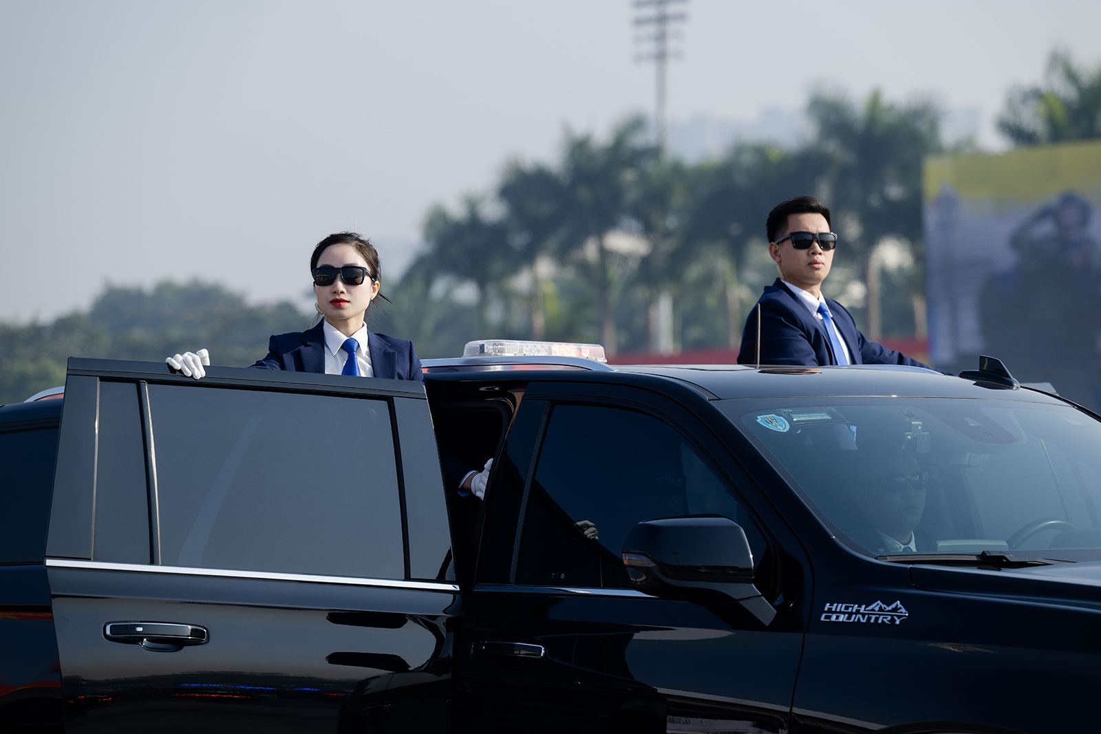 Nữ sĩ quan Cảnh vệ tại buổi diễn tập bảo vệ Đại hội XIV gây ấn tượng mạnh: Khí chất nghiêm trang nhưng vẫn cực cuốn hút- Ảnh 5. Nữ sĩ quan Cảnh vệ tại buổi diễn tập bảo vệ Đại hội XIV gây ấn tượng mạnh: Khí chất nghiêm trang nhưng vẫn cực cuốn hút- Ảnh 5.