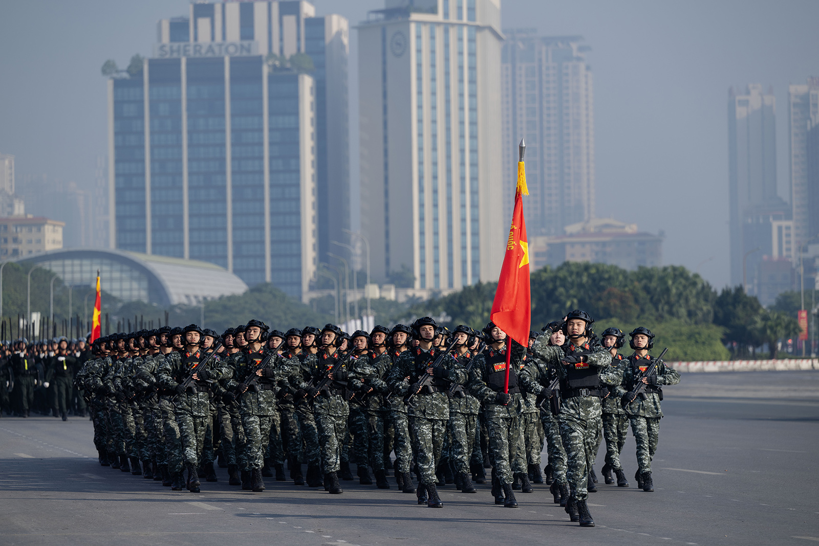 Lực lượng tinh nhuệ cùng dàn khí tài hiện đại diễn tập, sẵn sàng tham gia bảo vệ Đại hội Đảng- Ảnh 13. Lực lượng tinh nhuệ cùng dàn khí tài hiện đại diễn tập, sẵn sàng tham gia bảo vệ Đại hội Đảng- Ảnh 13.