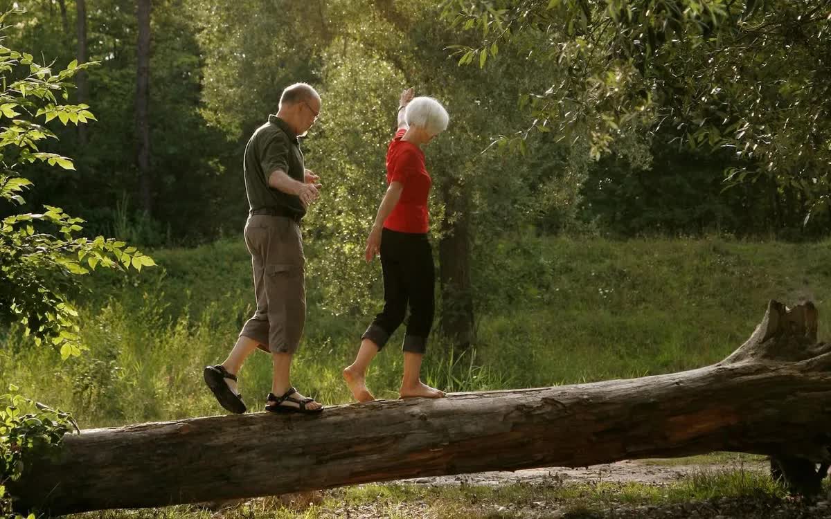 4 b&agrave;i kiểm tra đơn giản gi&uacute;p nhận diện tốc độ l&atilde;o h&oacute;a của cơ thể- Ảnh 1.