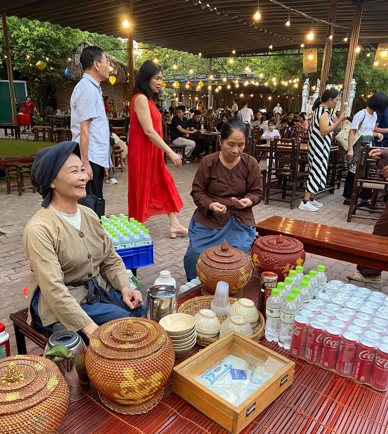 Ngọn n&uacute;i ngay ở H&agrave; Nội cao chỉ hơn 100m: C&aacute;ch trung t&acirc;m 20km, thuộc quần thể Di t&iacute;ch quốc gia đặc biệt- Ảnh 12.