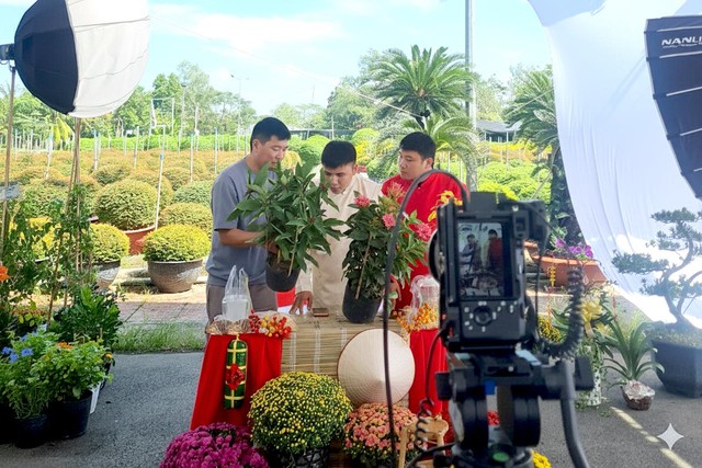 TikTok Shop phát động chiến dịch tiếp sức cộng đồng MSMEs, tôn vinh văn hóa Việt qua thương mại Tết- Ảnh 2. TikTok Shop phát động chiến dịch tiếp sức cộng đồng MSMEs, tôn vinh văn hóa Việt qua thương mại Tết- Ảnh 2.