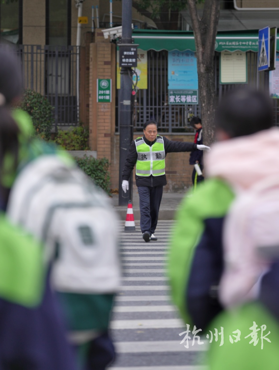 Ph&aacute;t hiện 1 Ph&oacute; hiệu trưởng trung học cứ 7h s&aacute;ng l&agrave; "mất li&ecirc;n lạc", nghe con ruột n&oacute;i 1 c&acirc;u m&agrave; tan n&aacute;t c&otilde;i l&ograve;ng- Ảnh 2.