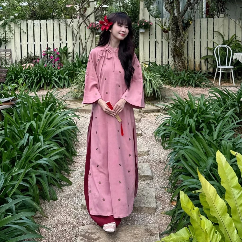 Sống đủ l&acirc;u để t&igrave;m thấy 5 shop &aacute;o d&agrave;i b&igrave;nh d&acirc;n, gi&aacute; loanh quanh 300-450k m&agrave; chất lượng kh&oacute; ch&ecirc;- Ảnh 20.